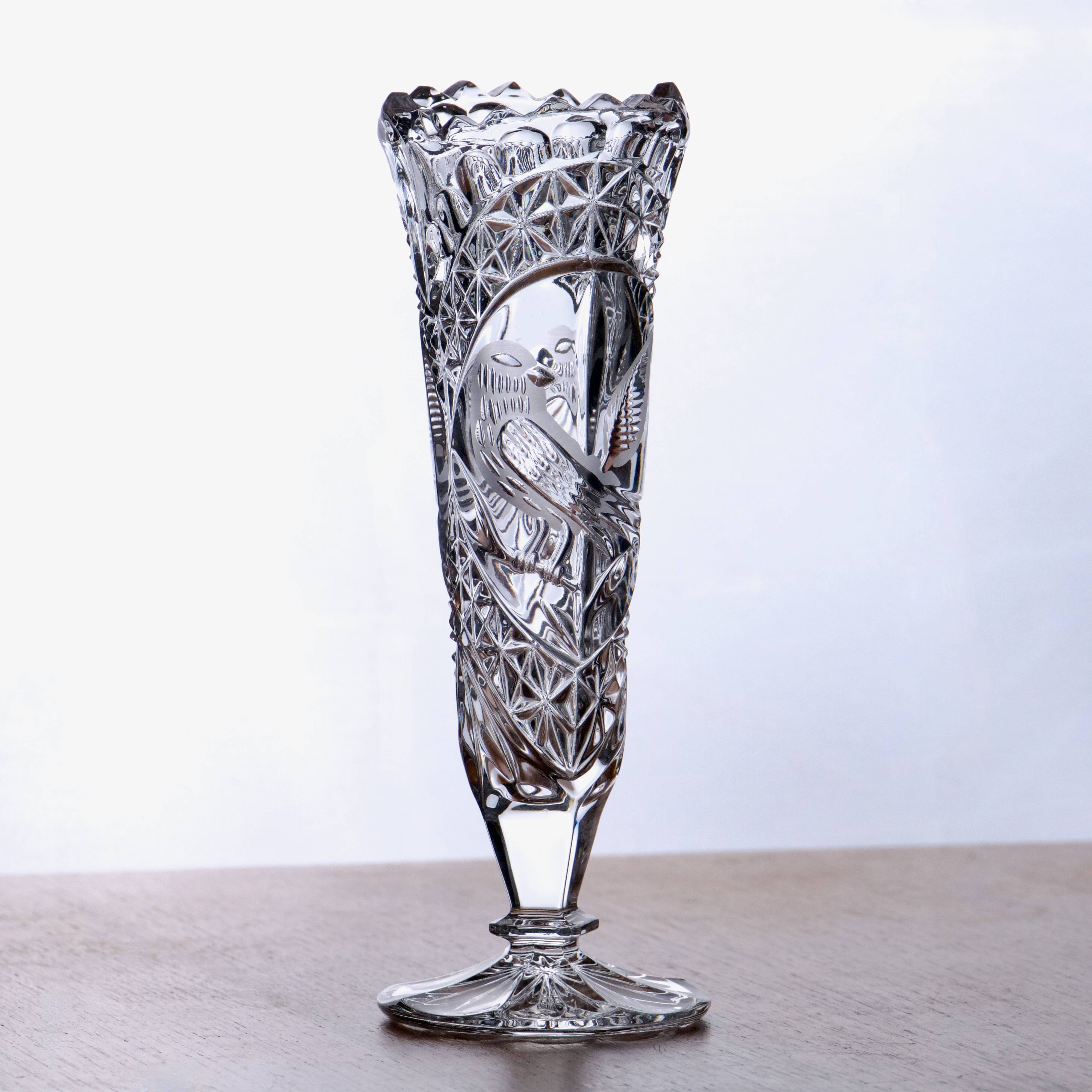 Hofbauer "The Byrdes" Crystal Elongated Vase with Birds