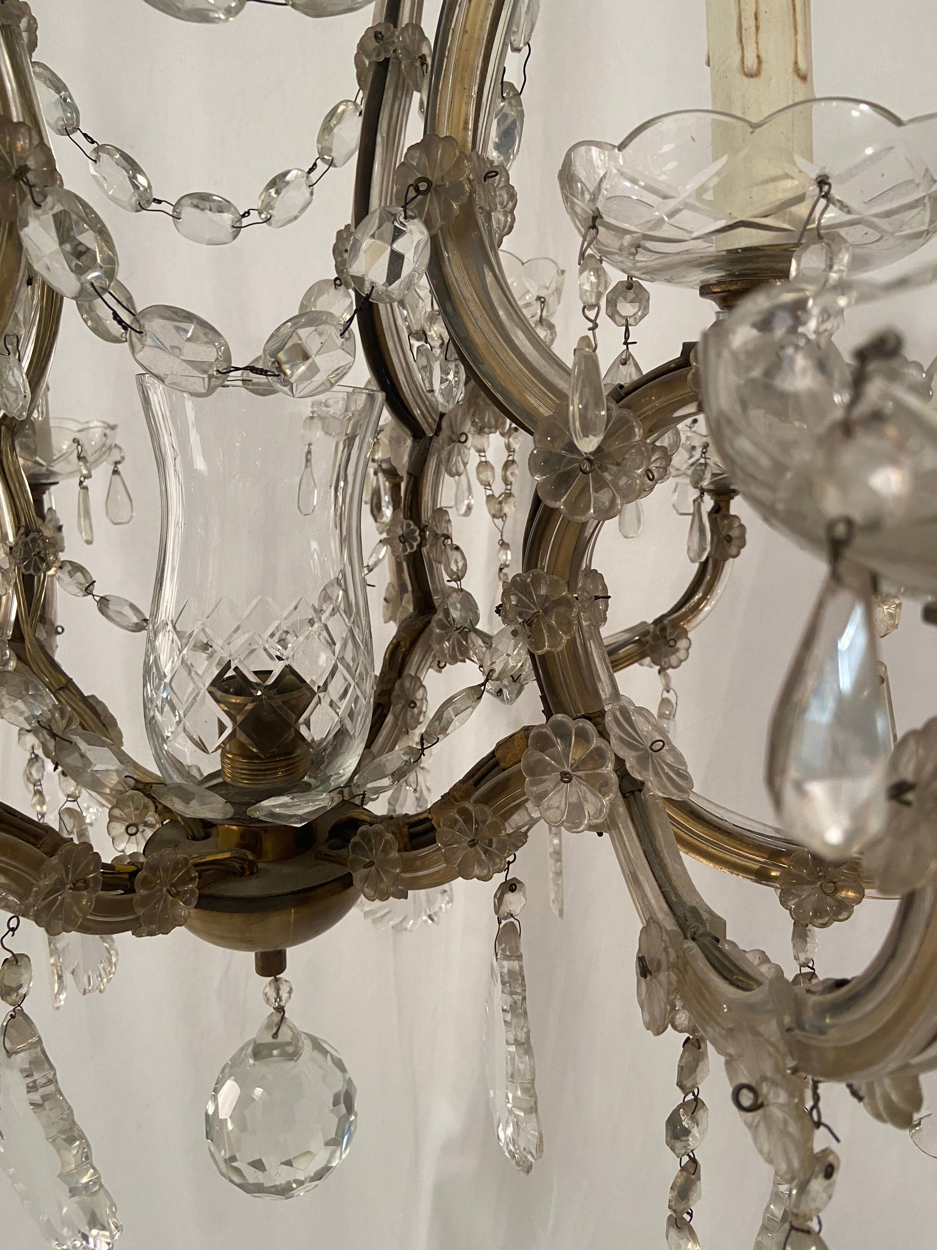 Imposing venetian chandelier in crystal with tassels