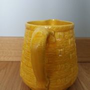 Pichet Digoin Sarreguemines barbotine décor osier