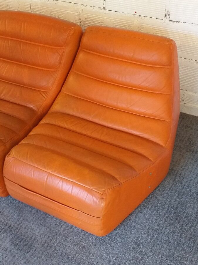 Leather sofa Saparella design Michel Ducaroy 70