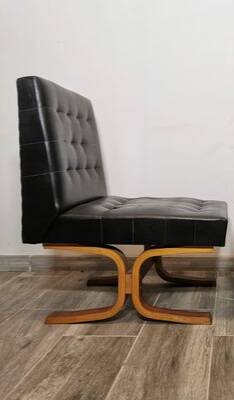 Fauteuil en cuir par Ludvik Volak
