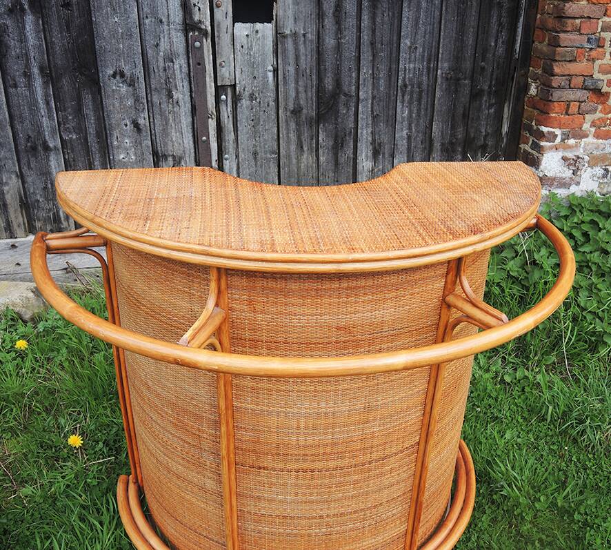 Old Rattan Bar with 2 Matching Stools