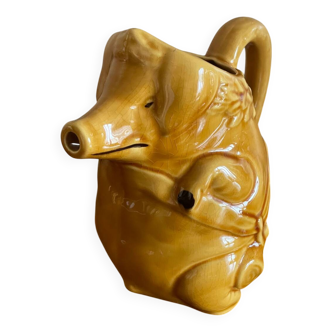 Pichet en barbotine cochon