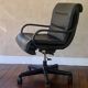 Fauteui de Bureau en cuir Ajustable Année 90