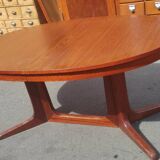 Baumann vintage Scandinavian style oval table with extension
