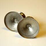 Deux bougeoirs argent plaqué