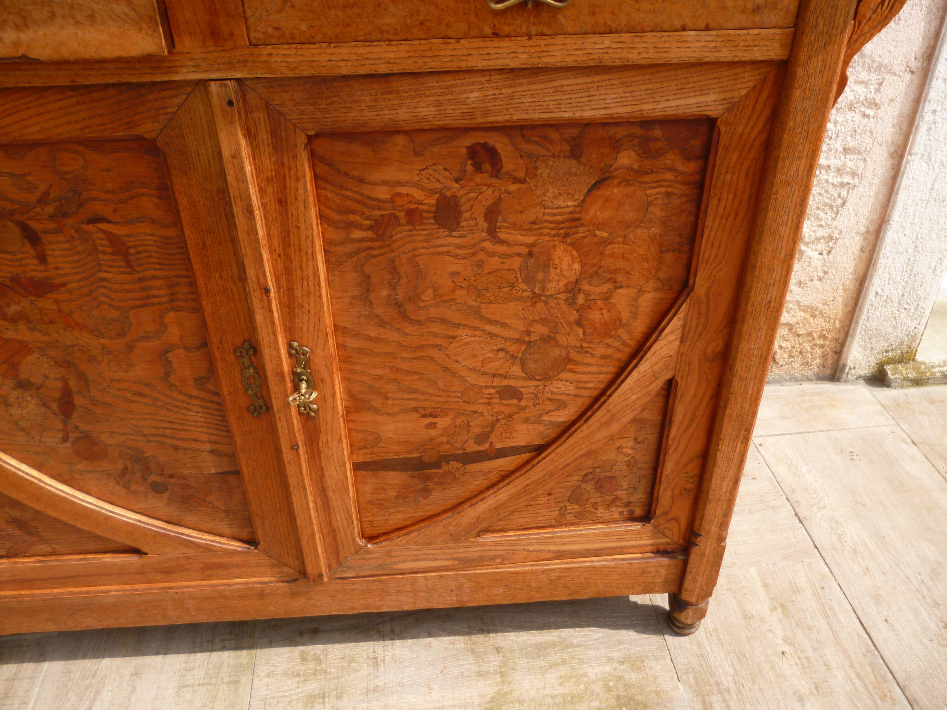 Two-body Art Nouveau buffet with Marquetry