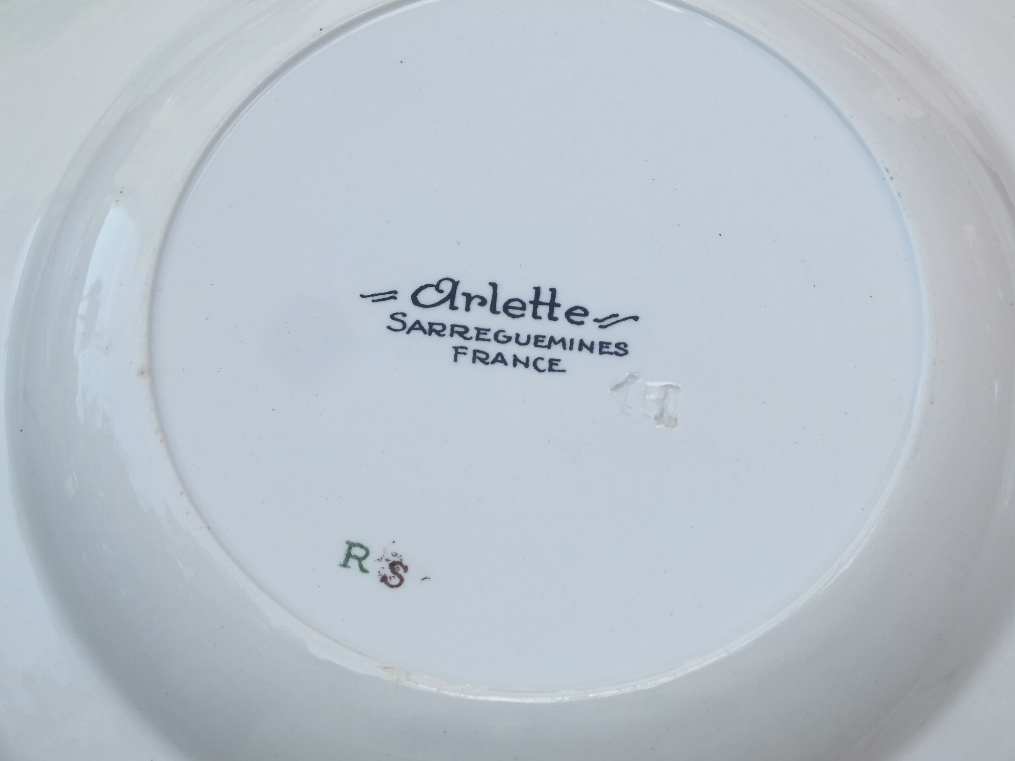 6 vintage hollow plates Sarreguemines Arlette service