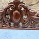 Petite étagère murale/console d’appoint Napoléon III — noyer sculpté e