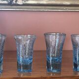 Lot de 4 verres soufflé bleux.