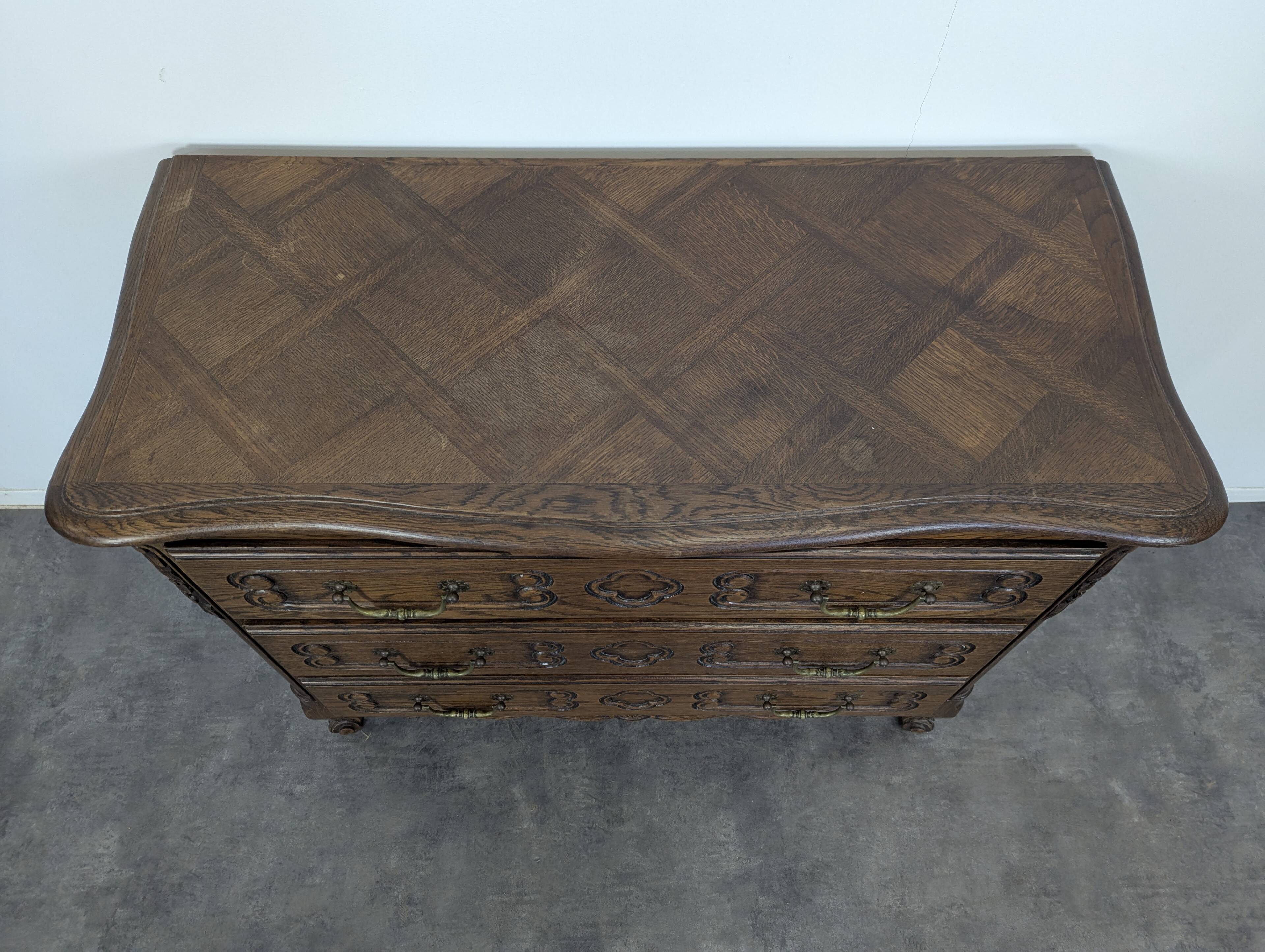 Louis XV style neo-rustic oak chest of drawers
