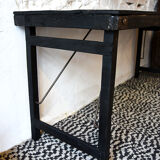 Burnt wood finish table / shou-sugi-ban