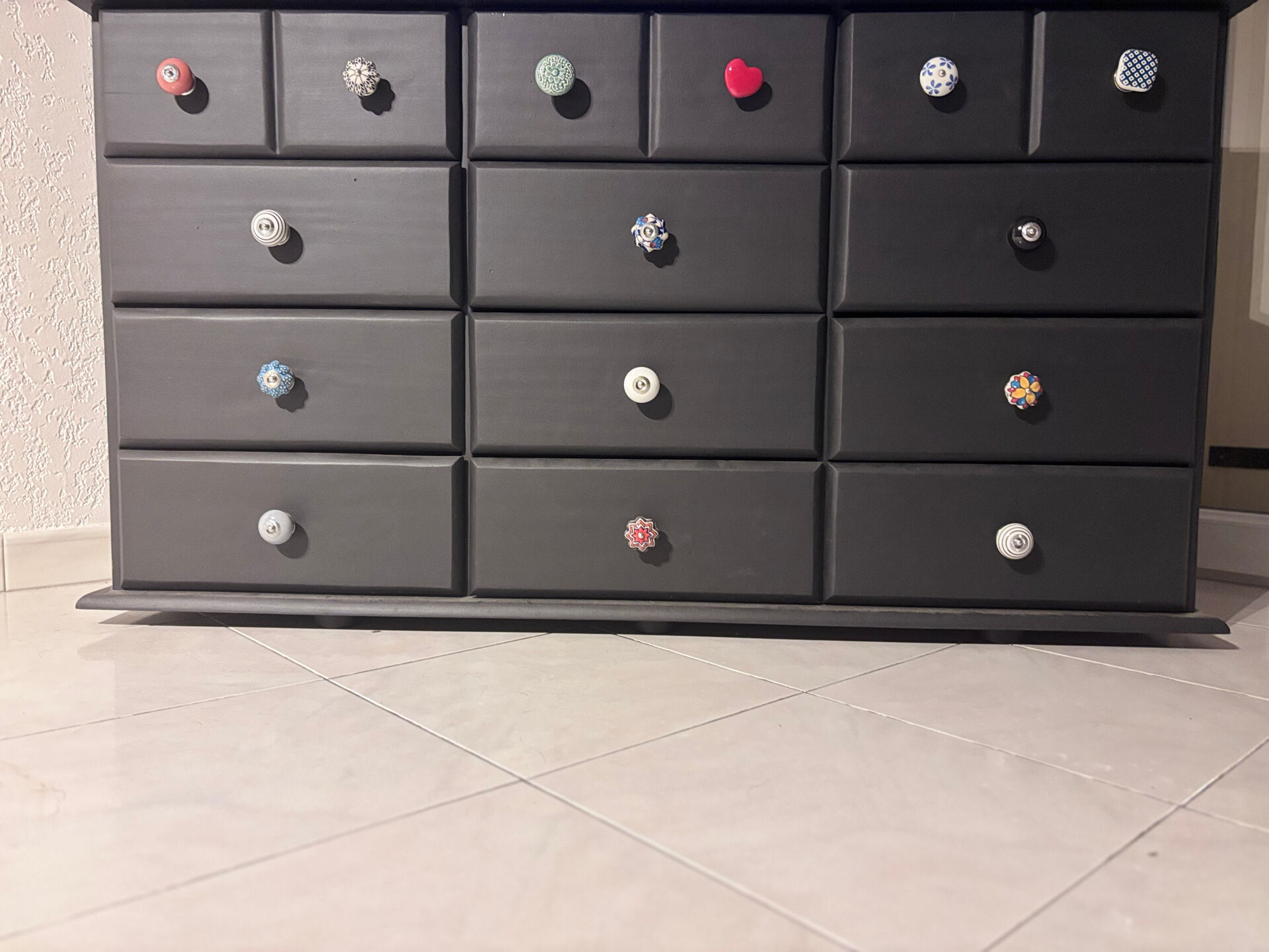 Buffet / commode completely revamped – unique piece – numerous drawers