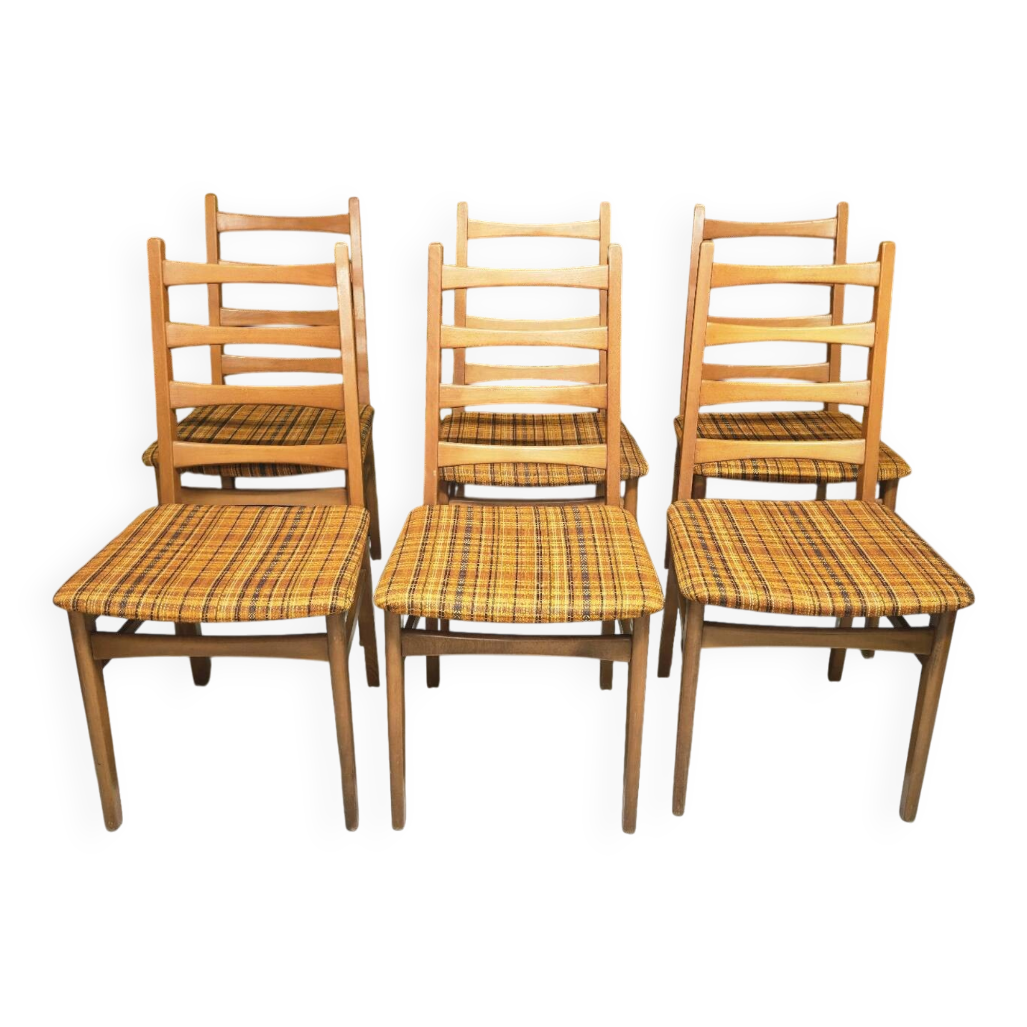 Set of 6 vintage Scandinavian chairs from the 60s/70s.
