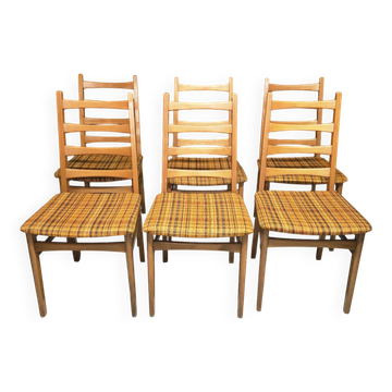 Set of 6 vintage Scandinavian chairs from the 60s/70s.