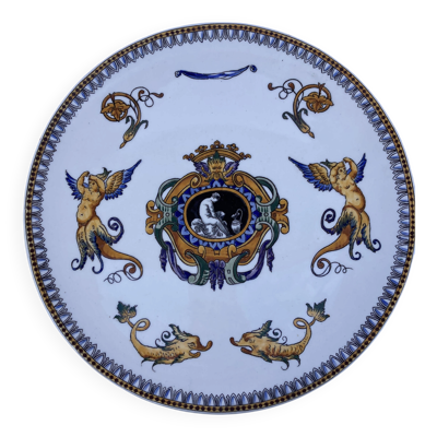 Assiette décorative en faïence de Gien style renaissance italienne