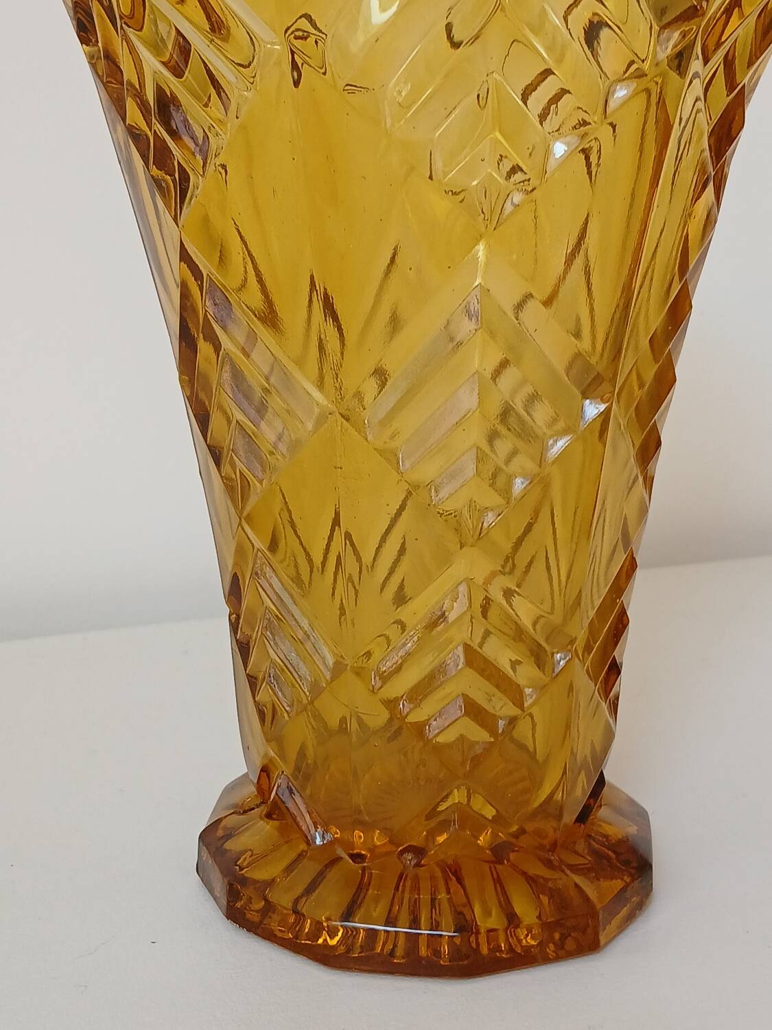 Amber yellow glass vase