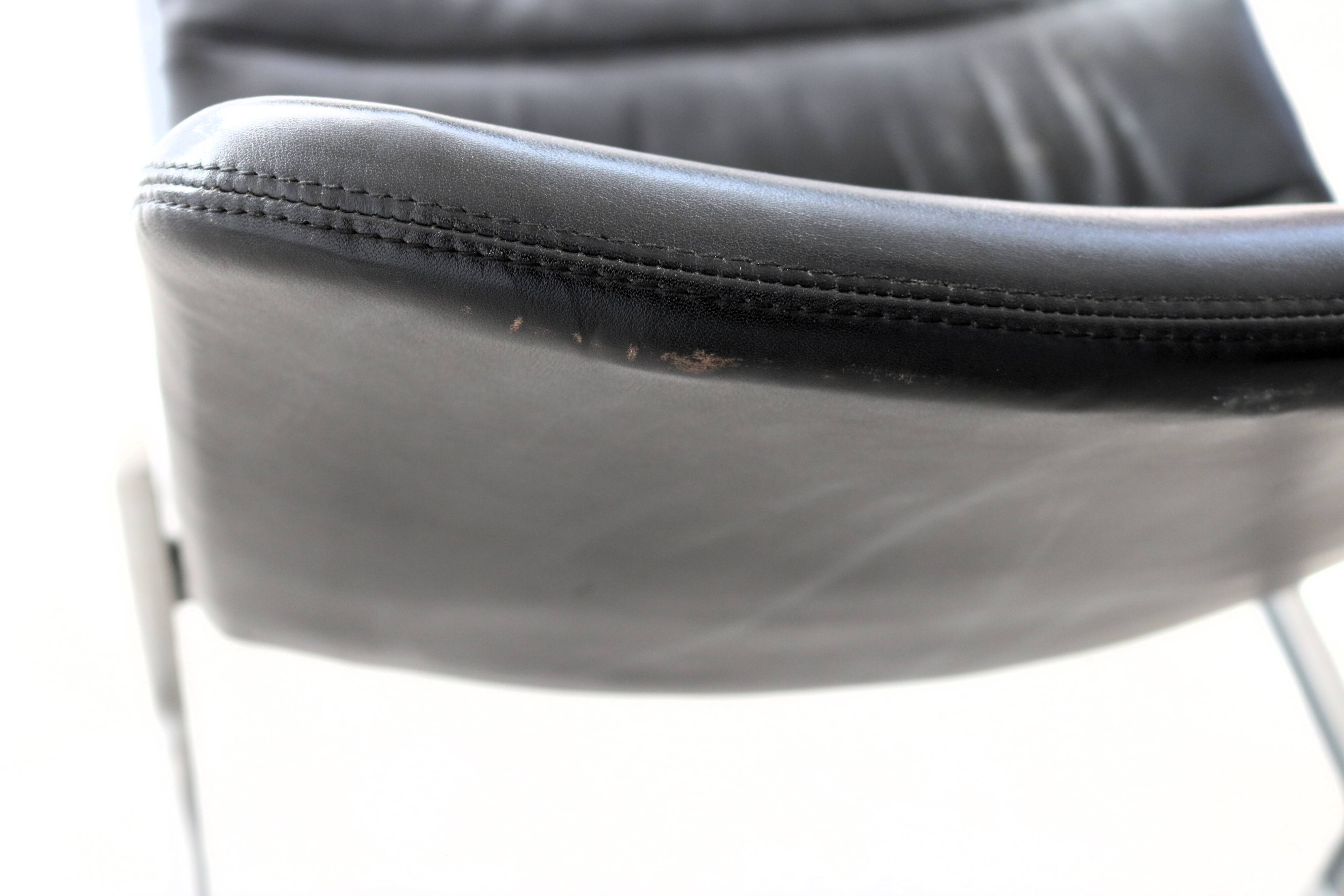 Vintage armchairs | jorgen kastholm | series 8000 | design