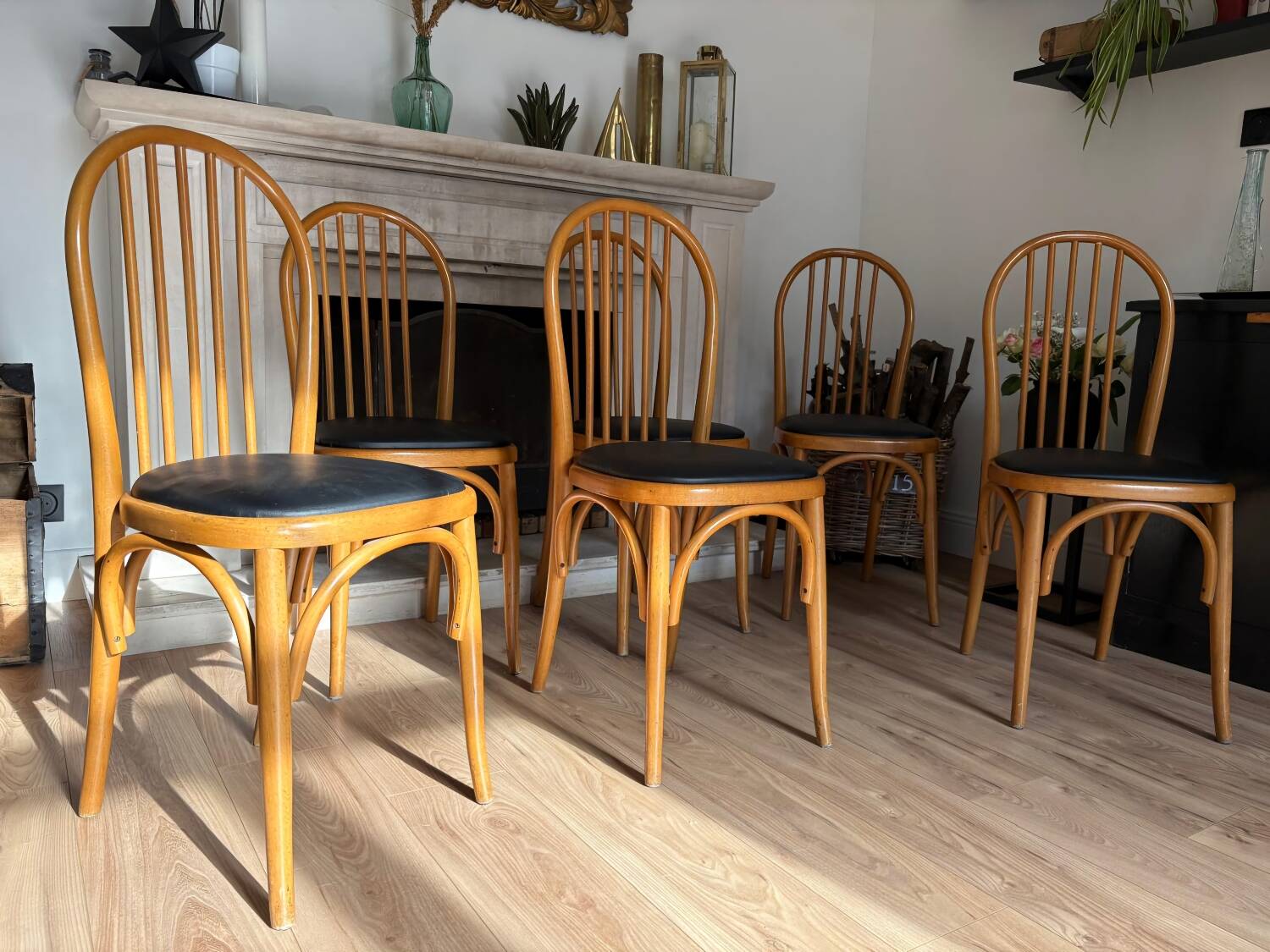 Set of 6 bistro chairs