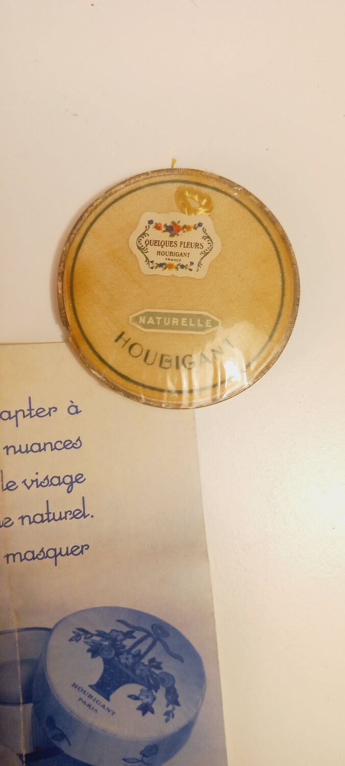 Houbigant powder boxes, shadows and antique advertising collection set