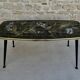 Table basse des années 50, décor oiseaux tropicaux