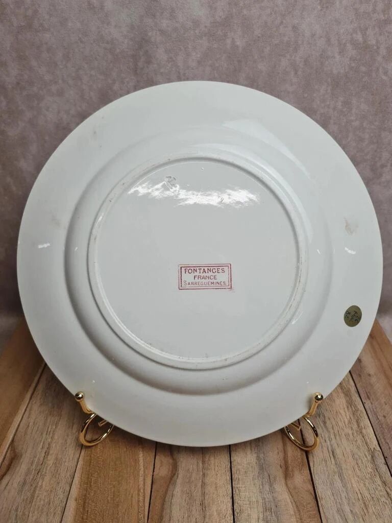 Round vintage plate Sarreguemines Fontanges red – Old ironstone