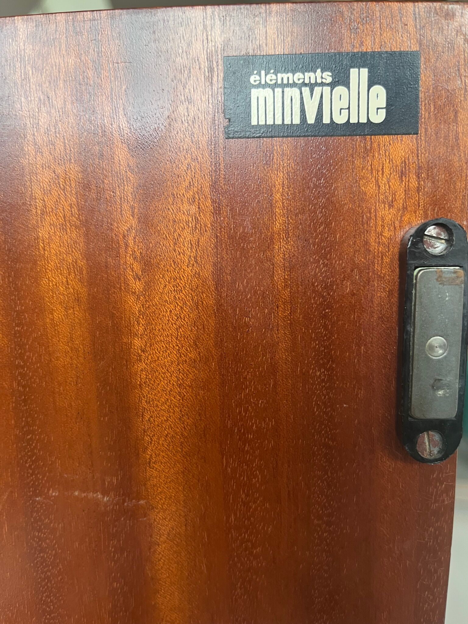 Secrétaire A.R.P. (Atelier de Recherches Plastiques) édité par Minvielle