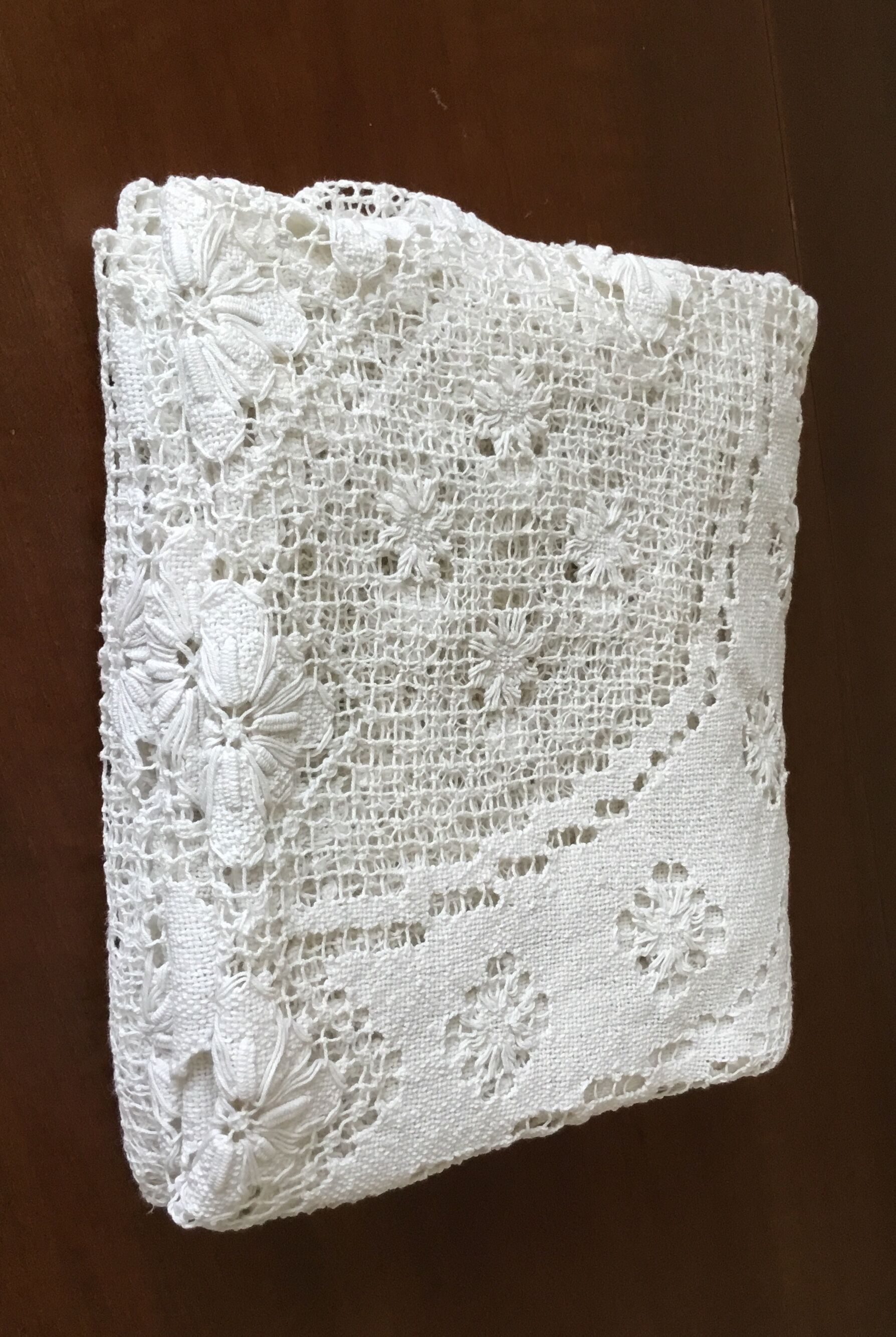 60/70 Italy fashion table made hand woven embroidered