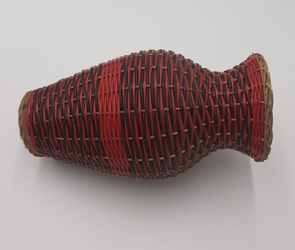 Scoubidou vase