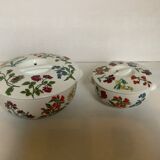 Paire de cassolettes avec couvercles en porcelaine de Paris