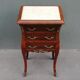 Table de nuit de style louis xv