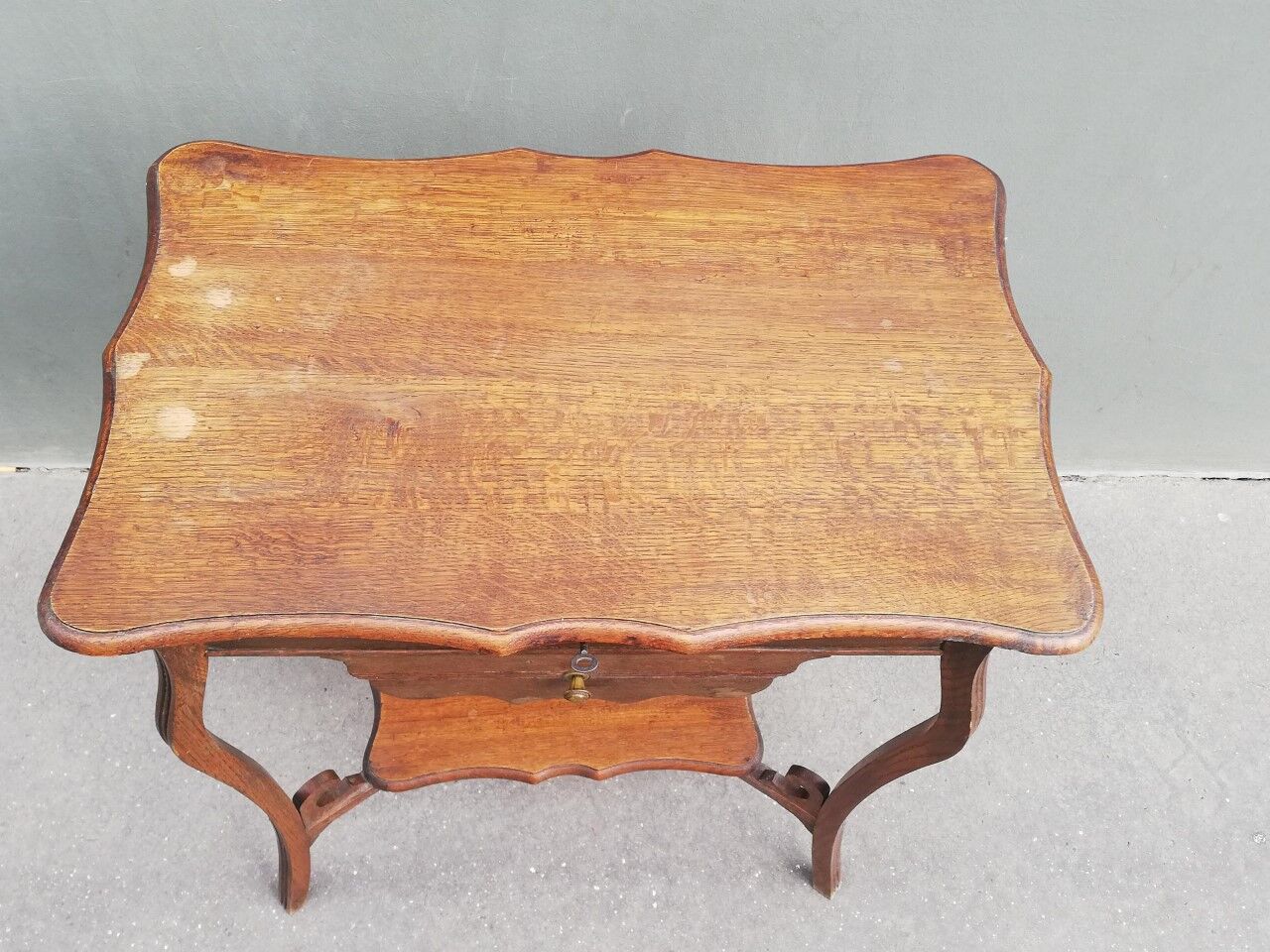 Oak dressing table 1900 Art Nouveau