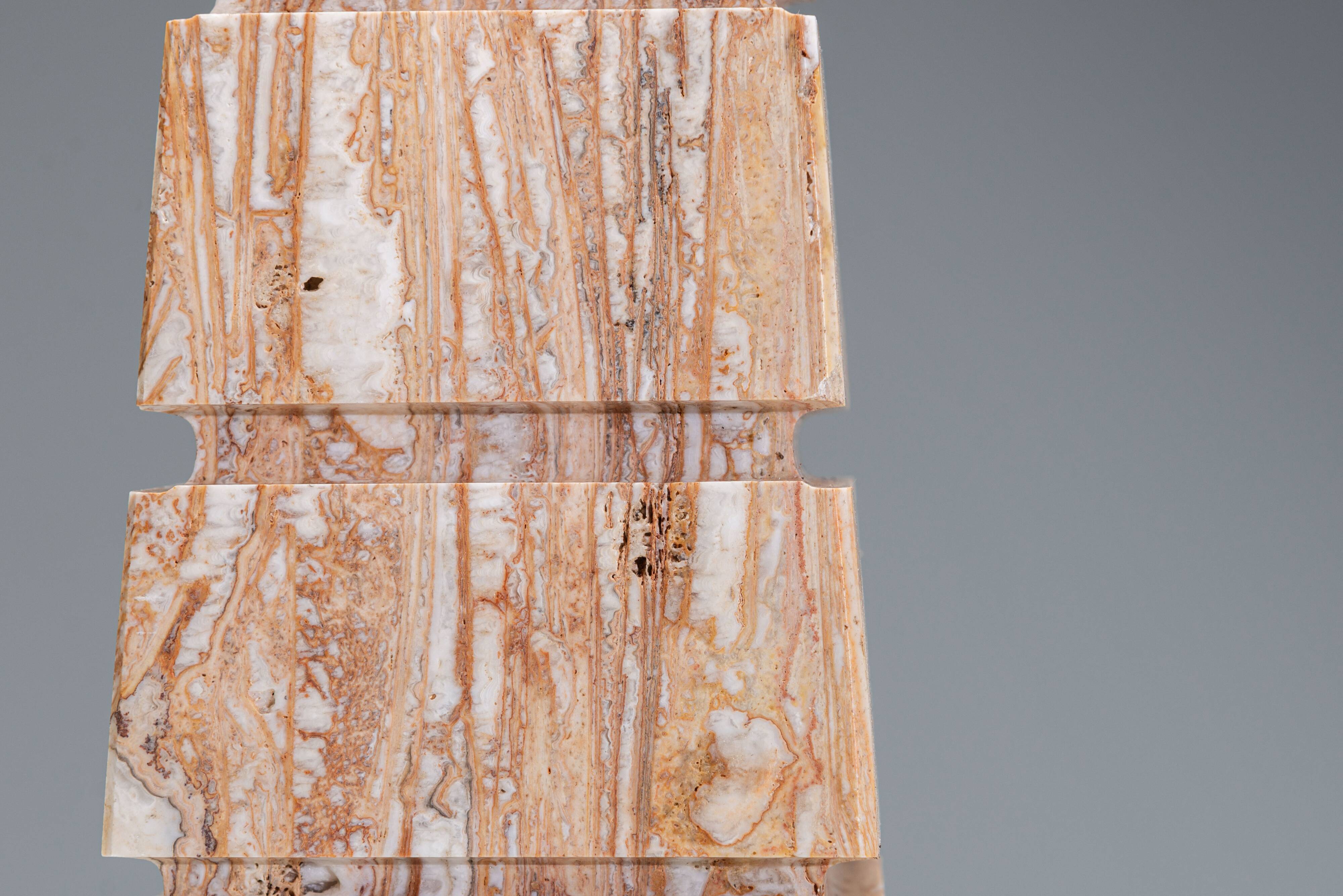 Geometric pyramid shaped travertine-onyx table lamp