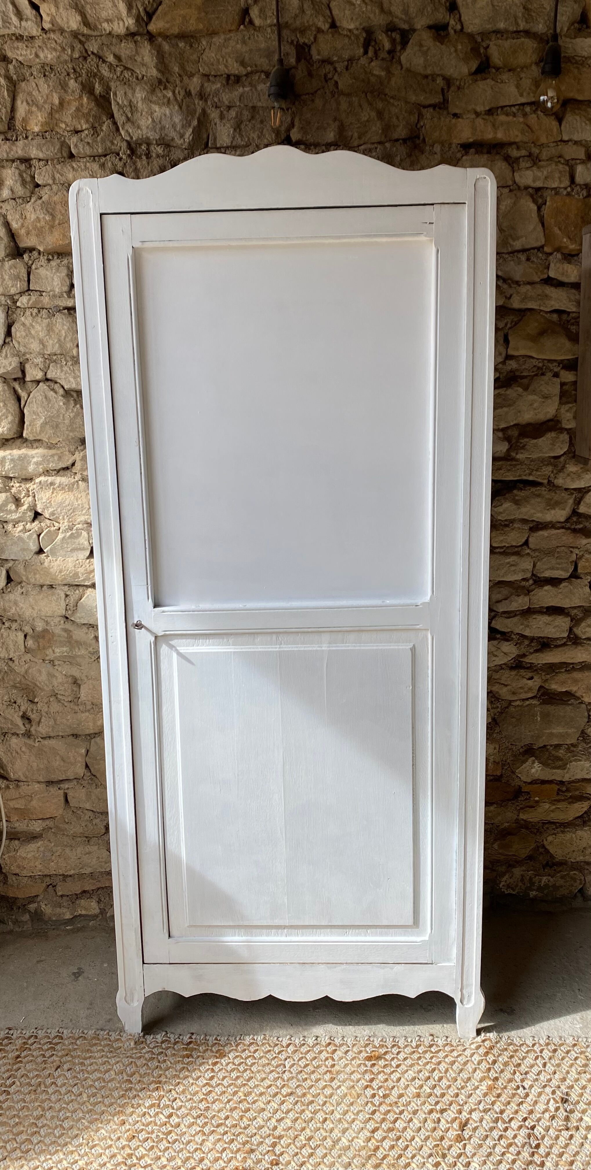 Armoire parisienne