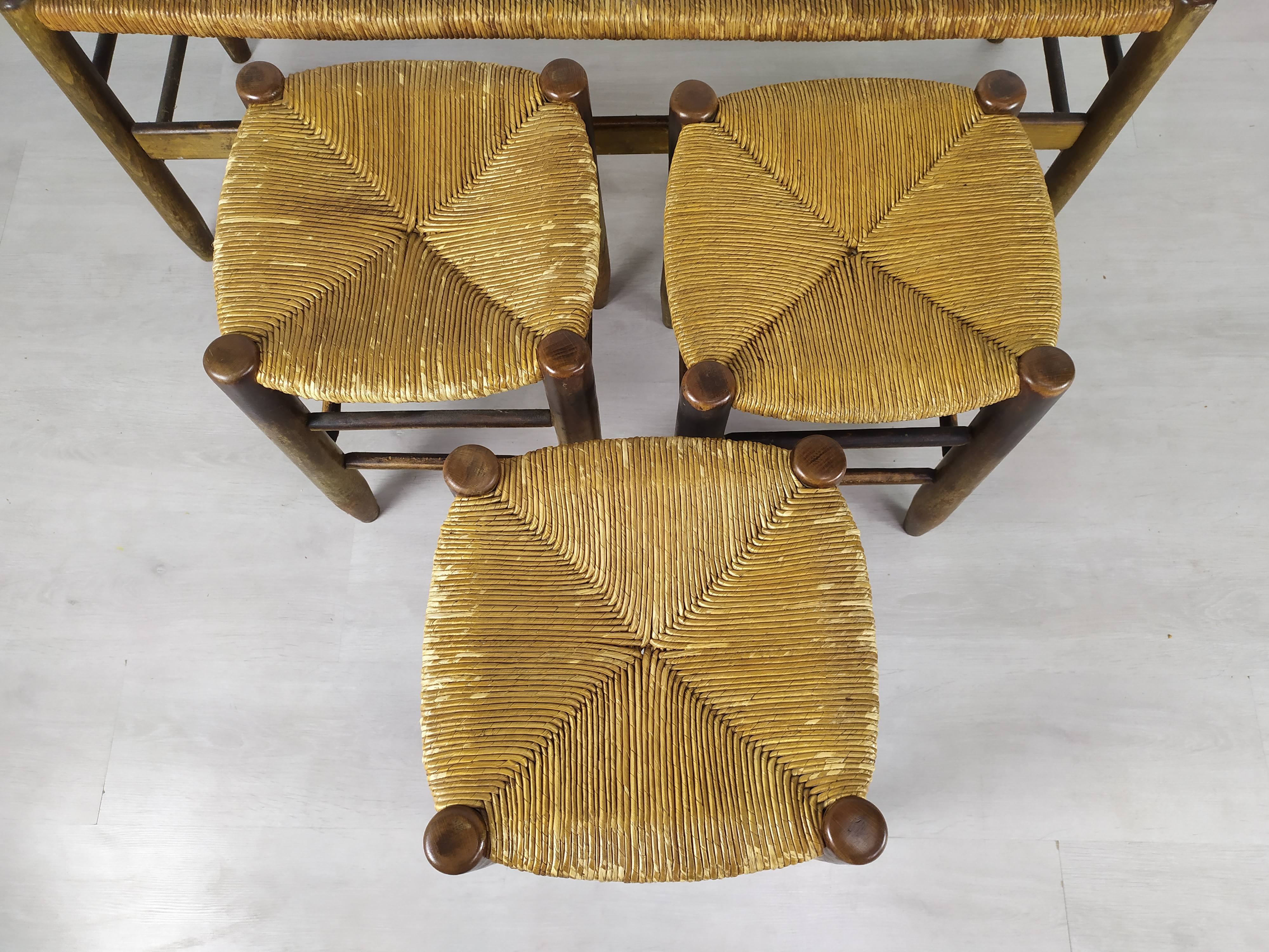 Tabourets et banquette paillé
