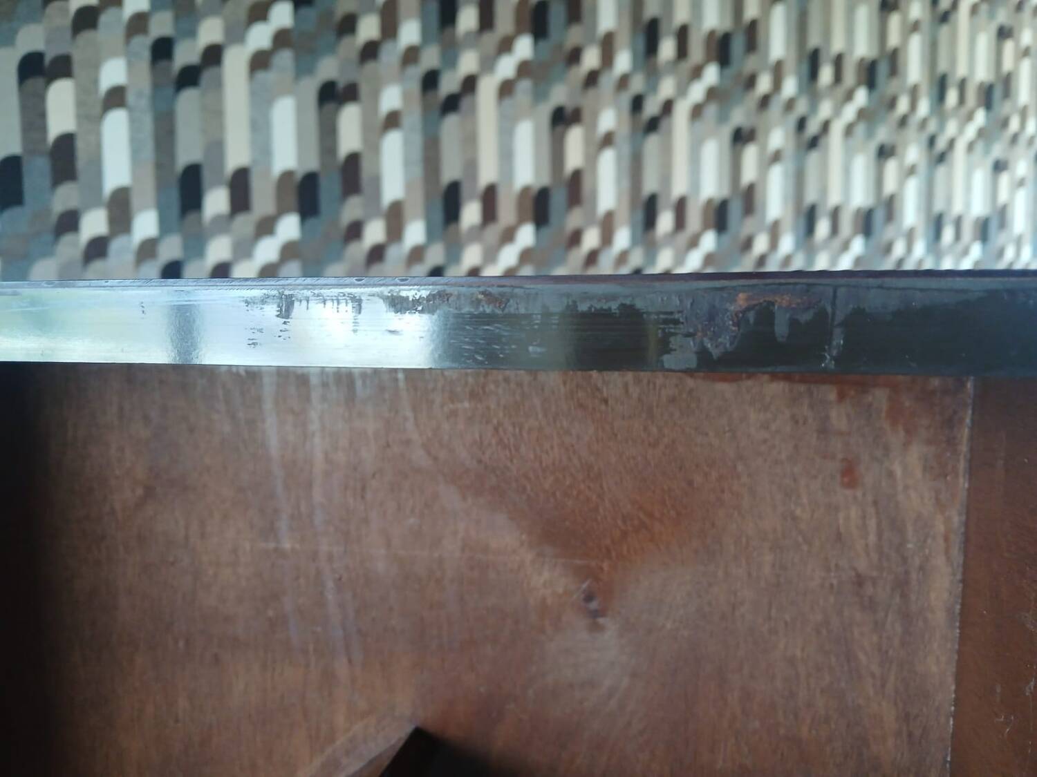 Lacquered cube coffee table – 1970s modernist design