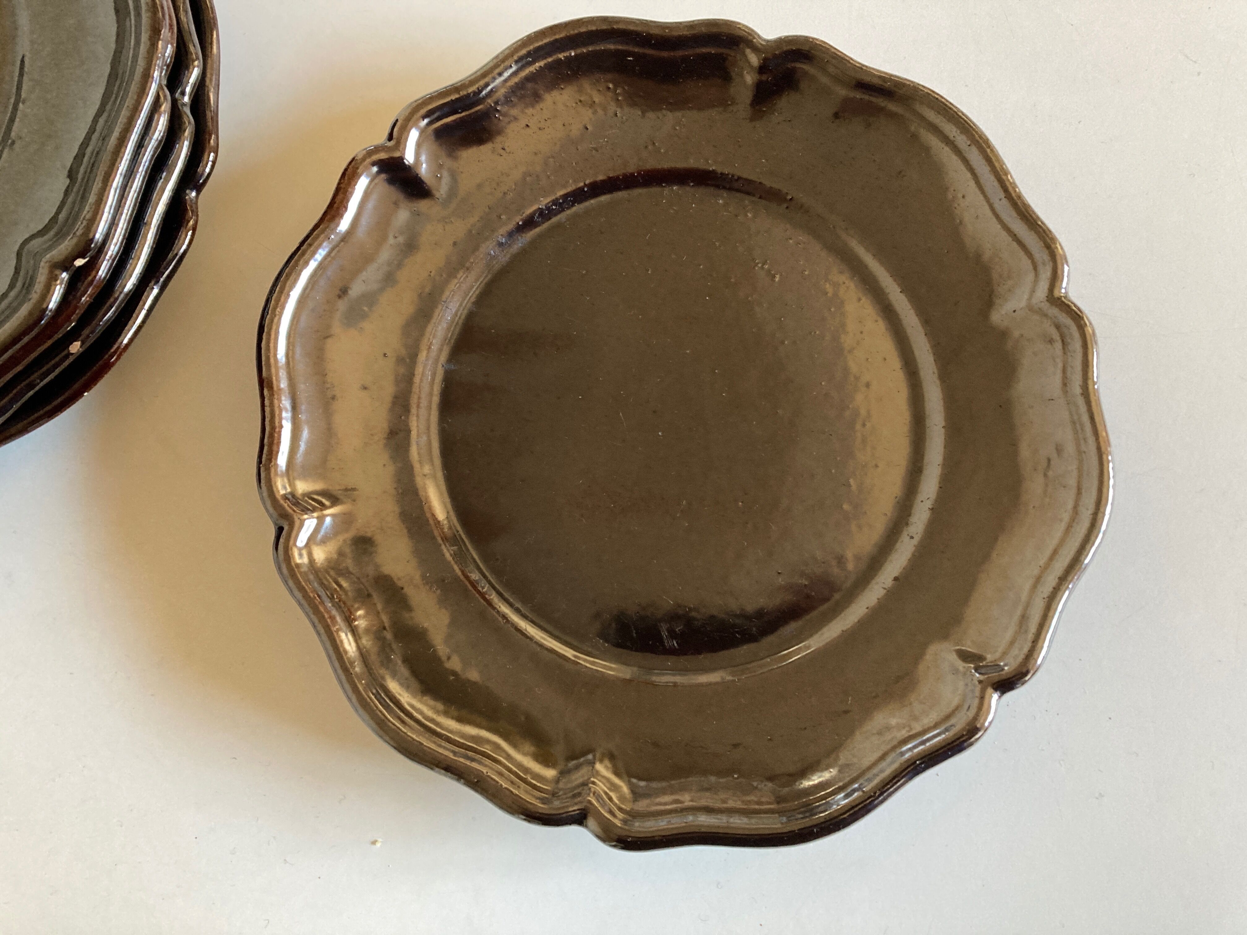 Set of 5 plates with godrons in glazed earth from Biot 1970