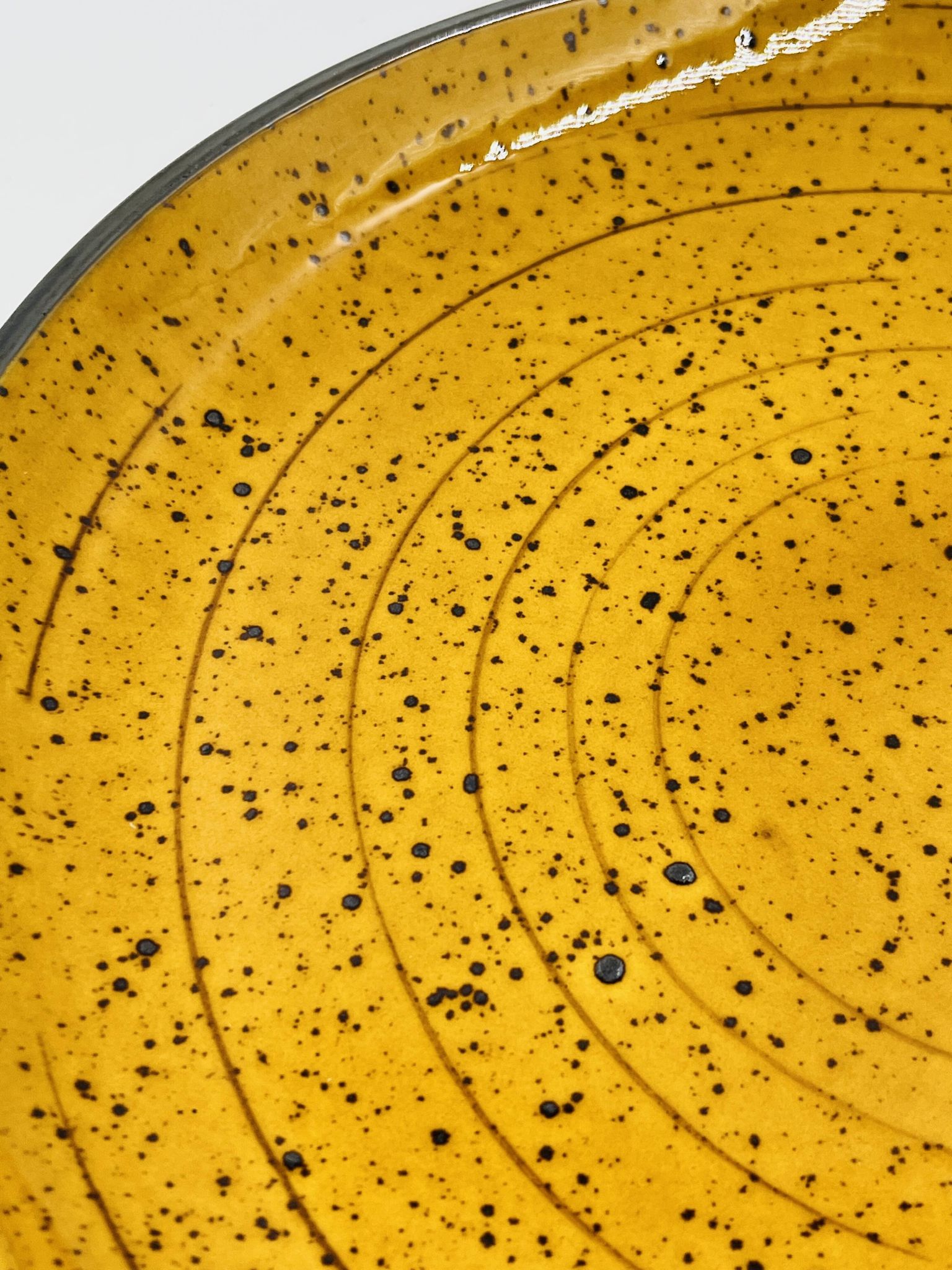 Vintage speckled yellow Palma plate Boch La Louvière