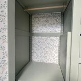 Asymmetrical cabinet