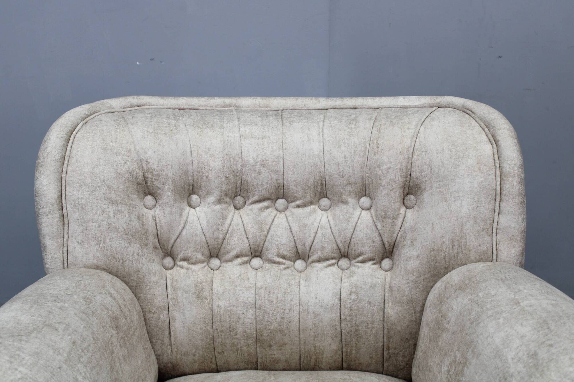 Pair of Art Deco club armchairs, Czechoslovakia, 1940s