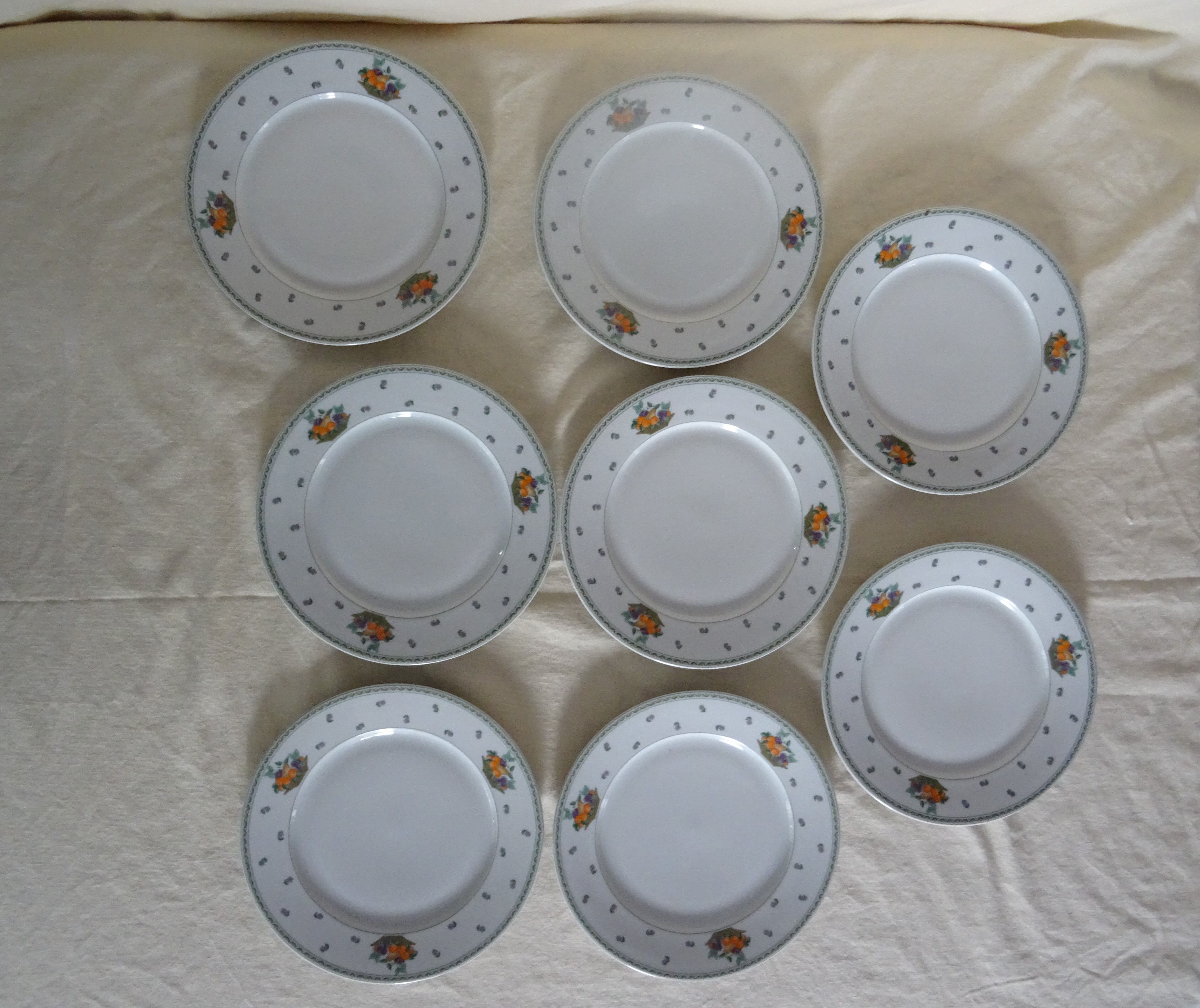 8 plates dessert porcelain Guy Degrenne decoration Basket fruit flowers