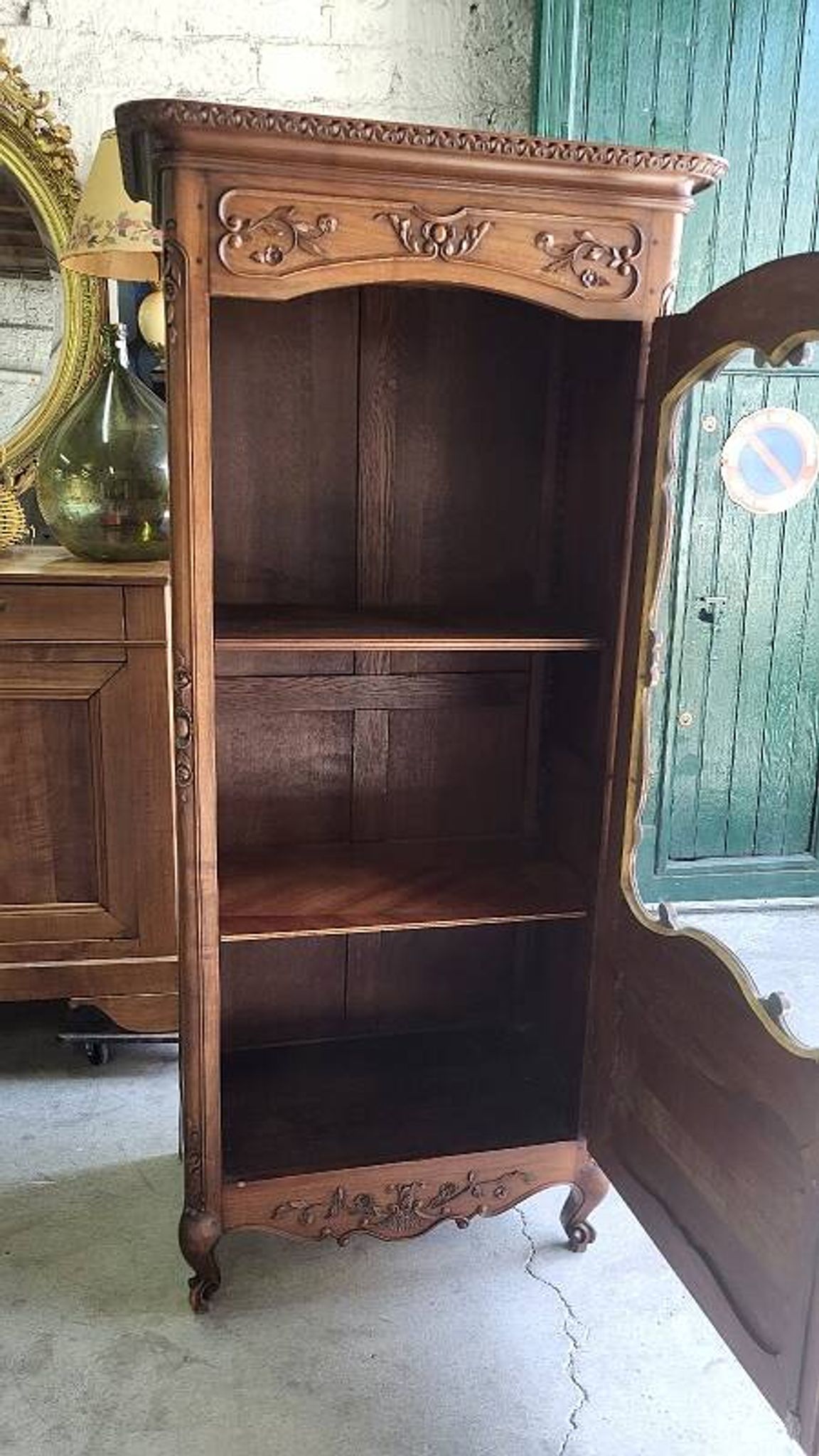Vitrine style louis xv 1 porte en merisier