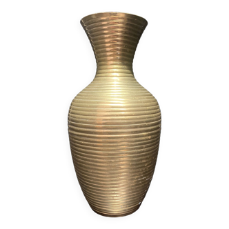 Vase en laiton