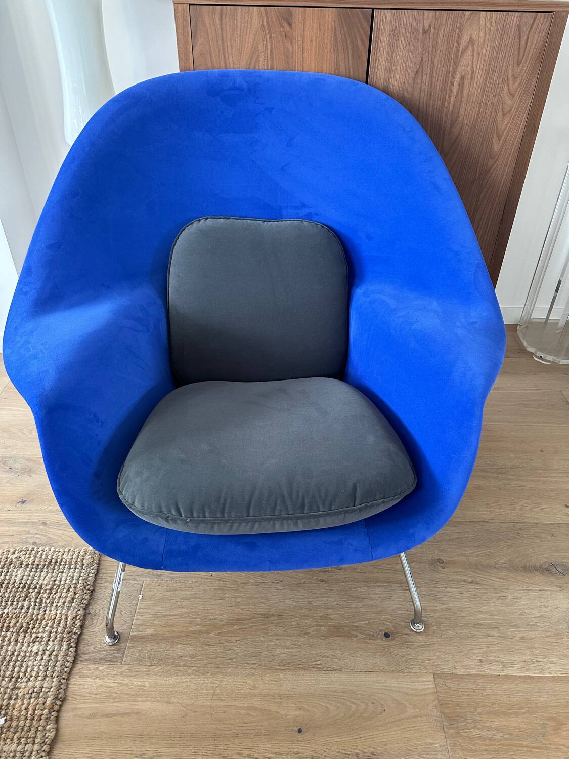 Womb Chair Eero Saarinen Knoll Studio