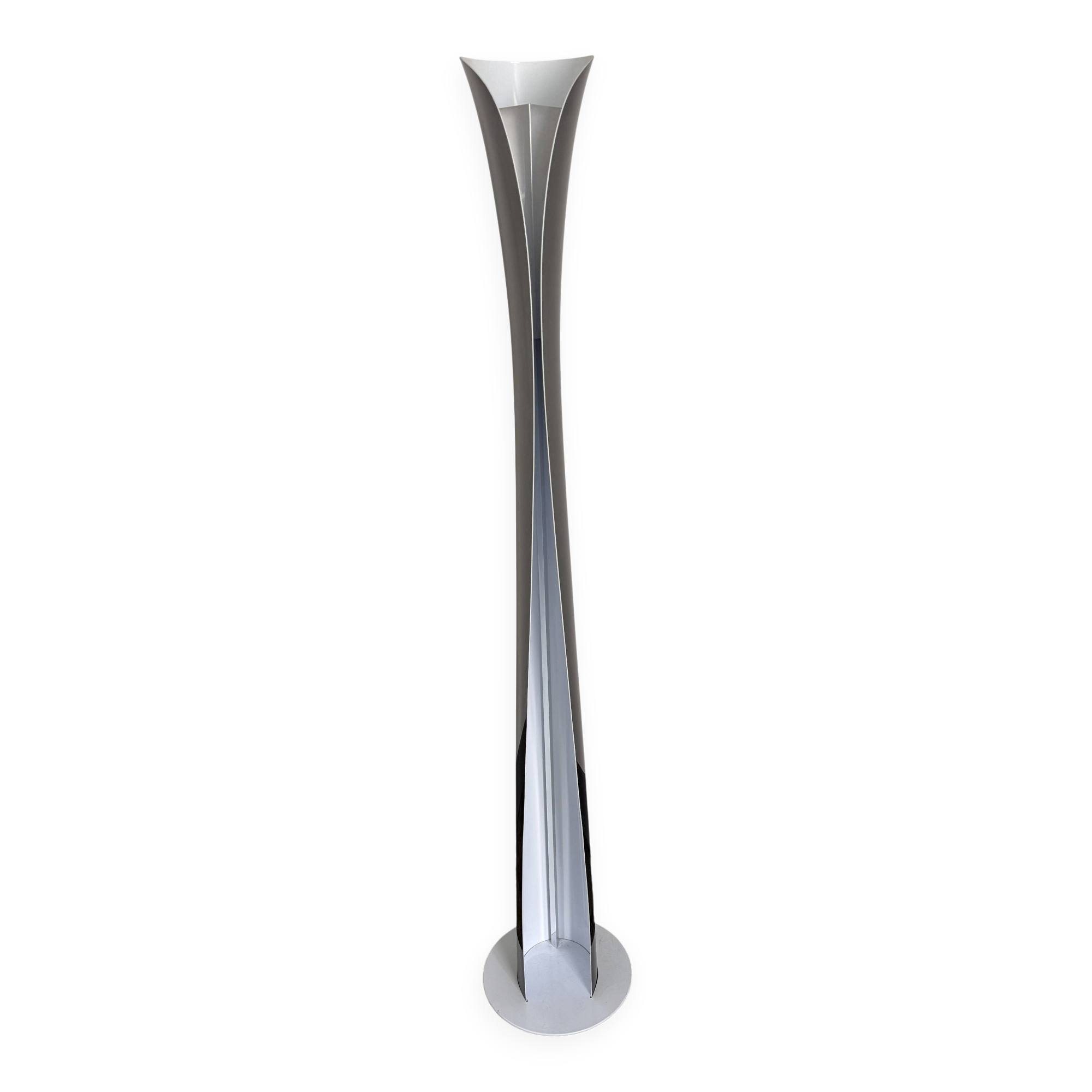 Cadmo black floor lamp