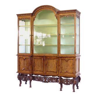 19th century showcase vitrine / display bookcase cabinet in burl walnut
