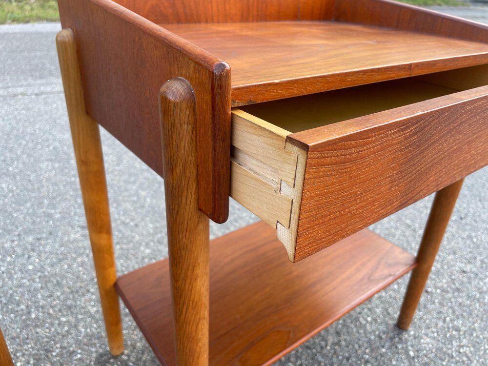 Set of 2 Danish teak and oak bedside tables attributed to Børge Mogensen, 1958