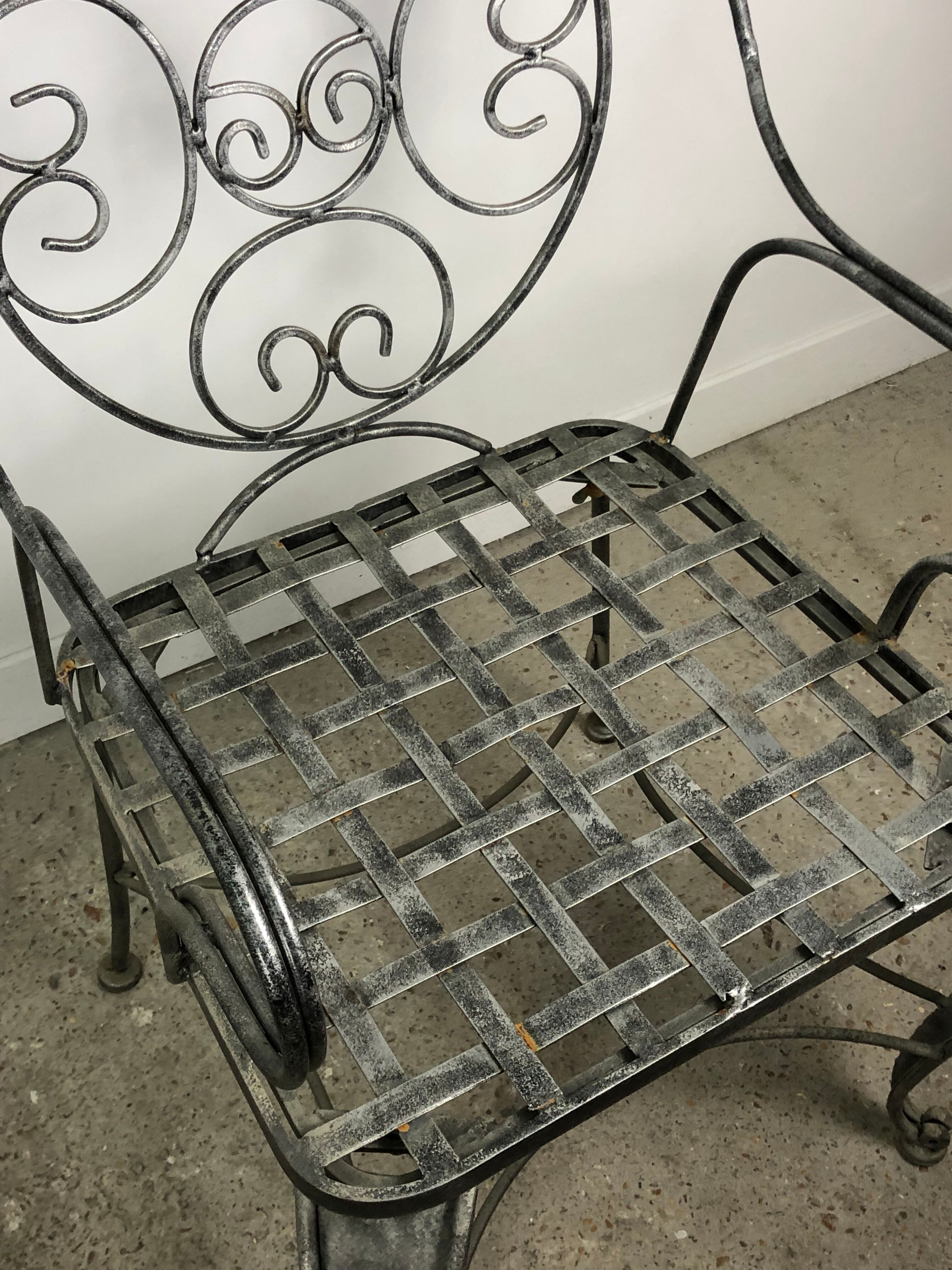 Garden chairs and armchairs (series of 4) vintage 1980 in wrought iron