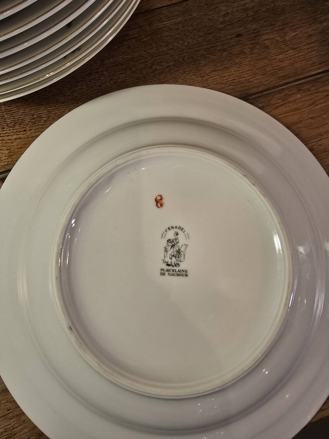 Set of Cérabel porcelain soup and dinner plates from Baudour