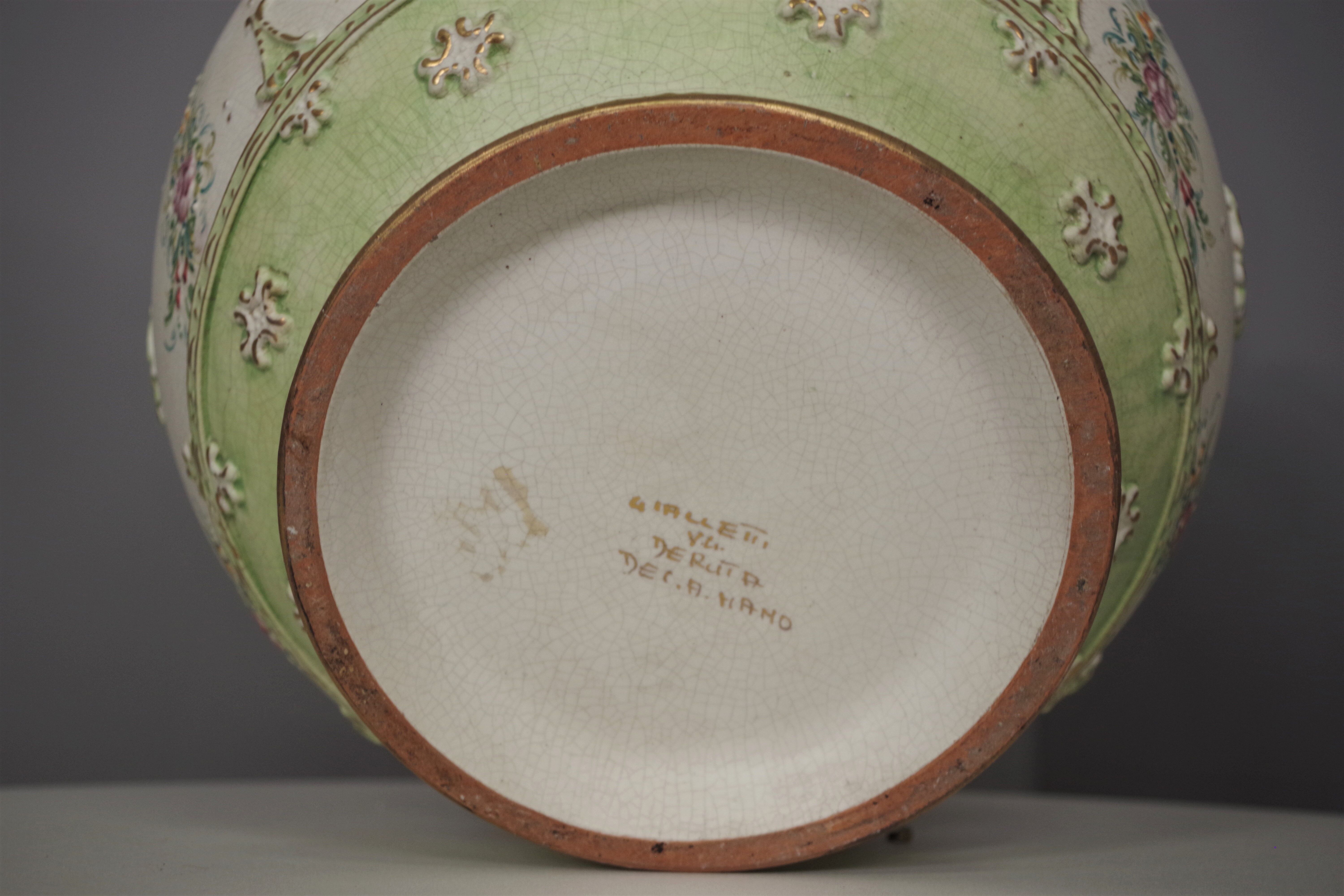 Hand-decorated G. Deruta vase, 1970s